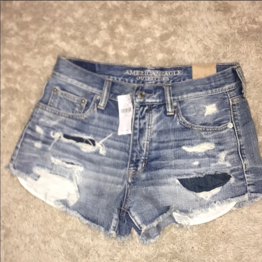 NEW WITH TAGS AE HIGHRISE FESTIVAL SIZE 6